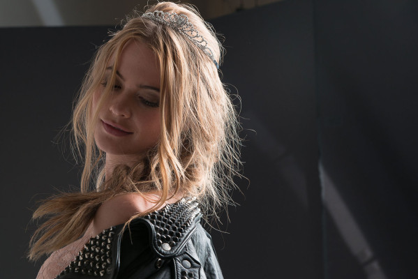 photo 18 in Behati Prinsloo gallery [id627335] 2013-08-25 00:00:00