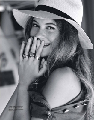 Behati Prinsloo pic #271578