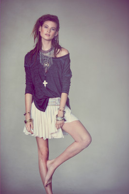 Behati Prinsloo pic #613328