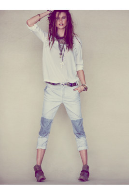 Behati Prinsloo pic #613325