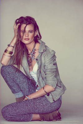 photo 13 in Behati Prinsloo gallery [id613686] 2013-06-27 00:00:00
