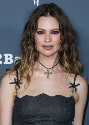 Behati Prinsloo pic #1281032