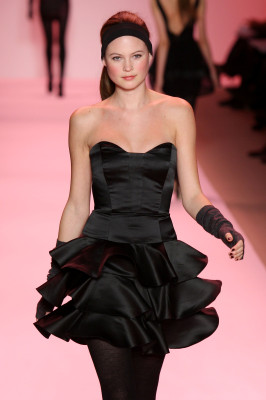 Behati Prinsloo pic #262413