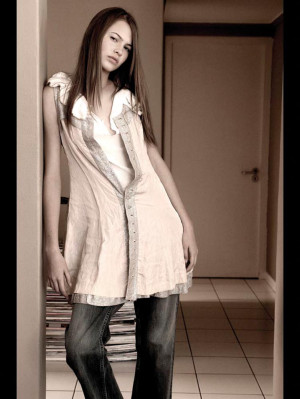 Behati Prinsloo pic #279038