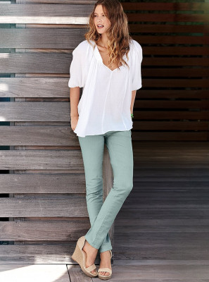 Behati Prinsloo pic #444949