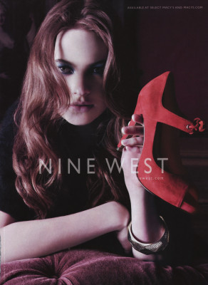 Behati Prinsloo pic #271878