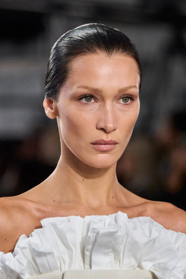 photo 18 in Bella Hadid gallery [id1312462] 2022-10-28 00:00:00