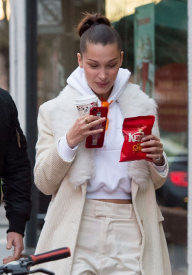 Bella Hadid pic #1001778