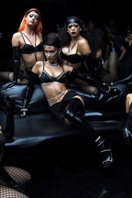 Bella Hadid pic #1236923