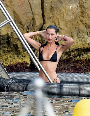 photo 25 in Bella Hadid gallery [id1262452] 2021-07-29 00:00:00