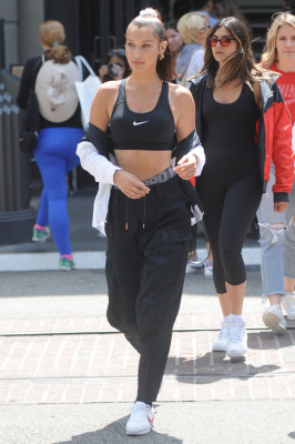 Bella Hadid pic #939817