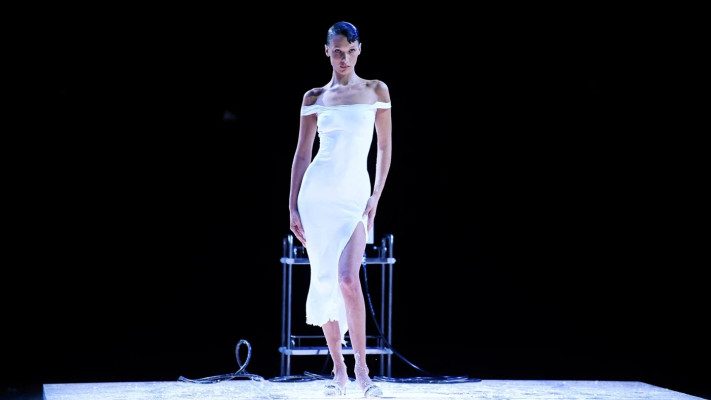 photo 10 in Bella Hadid gallery [id1316091] 2022-11-30 00:00:00