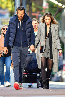 photo 14 in Blake Lively gallery [id1281323] 2021-11-18 00:00:00