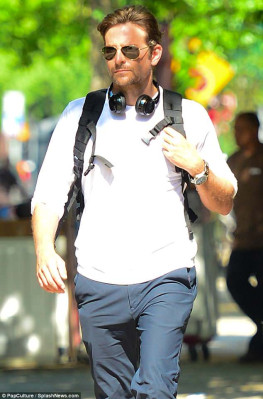 photo 10 in Bradley Cooper gallery [id1044900] 2018-06-17 00:00:00