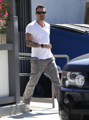 photo 10 in Brian Austin Green gallery [id537150] 2012-09-27 00:00:00