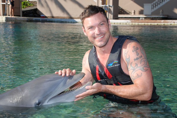 photo 18 in Brian Austin Green gallery [id444392] 2012-02-12 00:00:00