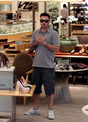 photo 8 in Brian Austin Green gallery [id280777] 2010-08-24 00:00:00