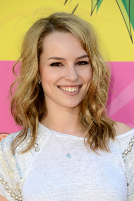 Bridgit Mendler pic #589376