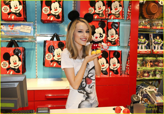 Bridgit Mendler pic #666087