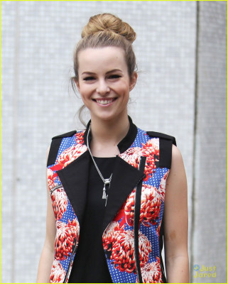 Bridgit Mendler pic #666170