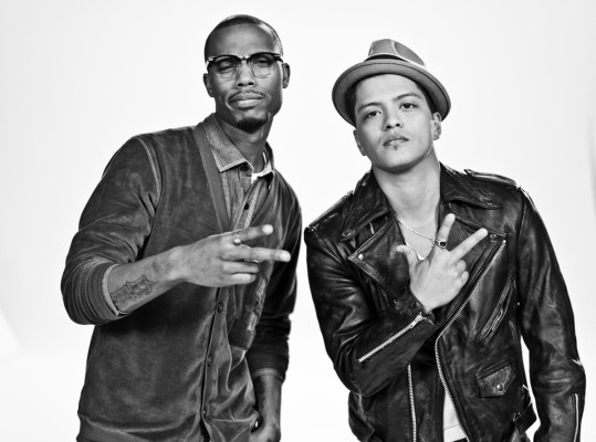 photo 22 in Bruno Mars gallery [id401370] 2011-09-09 00:00:00