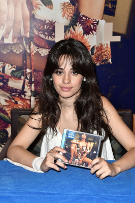 Camila Cabello pic #1011297