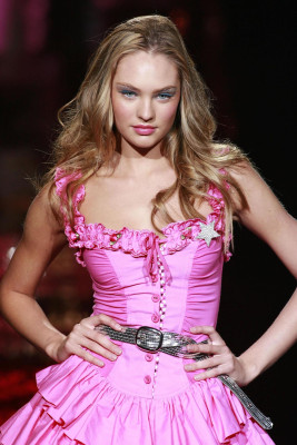photo 17 in Candice Swanepoel gallery [id147759] 2009-04-17 00:00:00
