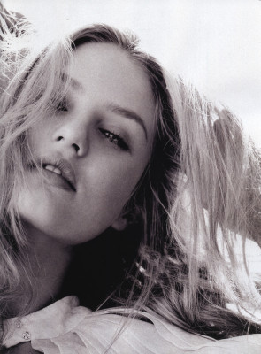 Candice Swanepoel pic #387757