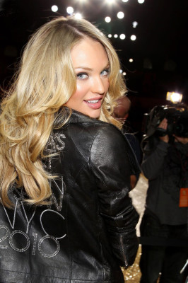 Candice Swanepoel pic #303893