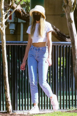 Candice Swanepoel pic #1244108
