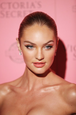 Candice Swanepoel pic #365952