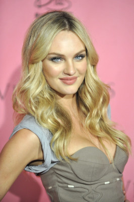 Candice Swanepoel pic #327128