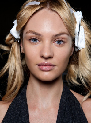 Candice Swanepoel pic #555087