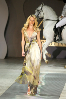 Candice Swanepoel pic #527950