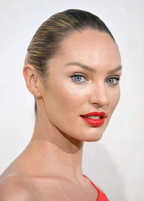 Candice Swanepoel pic #1306337