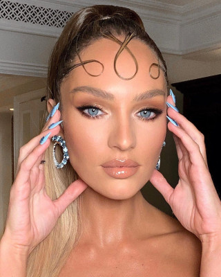 Candice Swanepoel pic #1131779