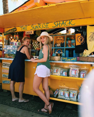 Cassie Randolph pic #1102327