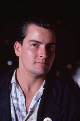 photo 17 in Charlie Sheen gallery [id1310319] 2022-09-22 00:00:00