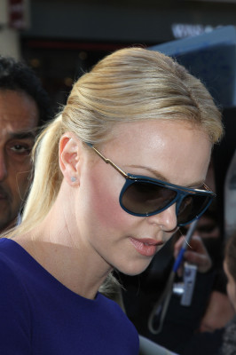 Charlize Theron pic #476814