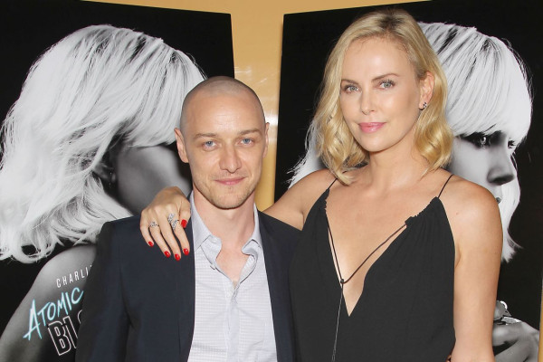 Charlize Theron pic #951697
