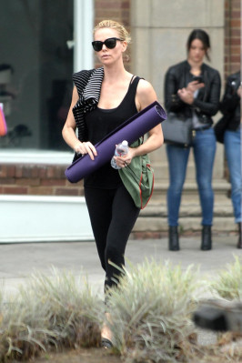 Charlize Theron pic #764688