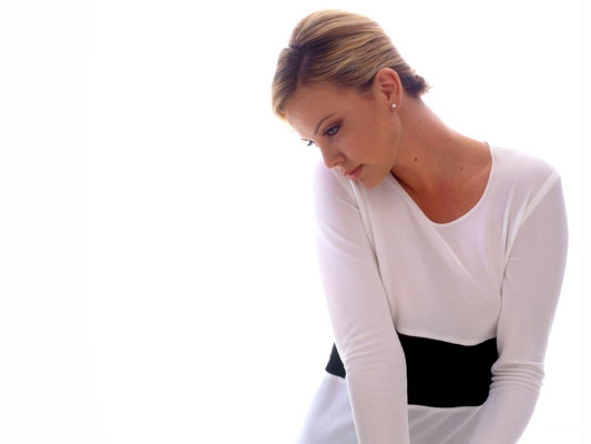 Charlize Theron pic #110189