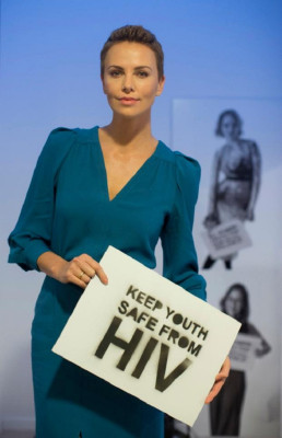 Charlize Theron pic #571052