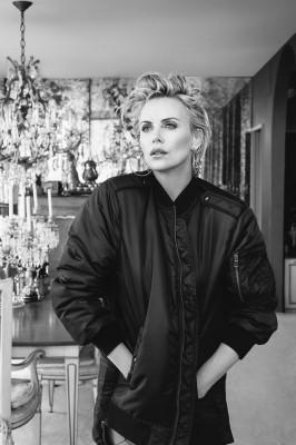 Charlize Theron pic #851111