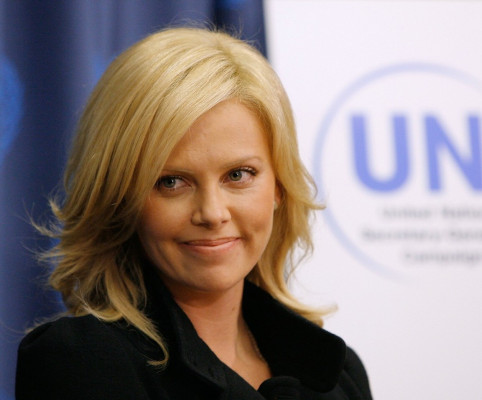 Charlize Theron pic #117013