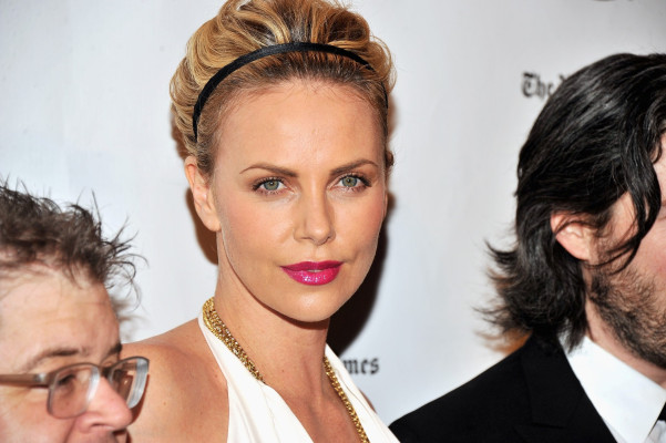 Charlize Theron pic #425371