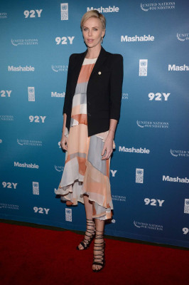 Charlize Theron pic #800685