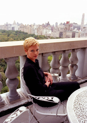 Charlize Theron pic #233446