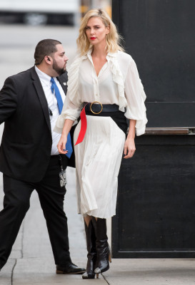 Charlize Theron pic #1018901