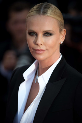 Charlize Theron pic #854127